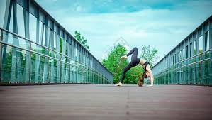 埃默松：我并不怀念在米兰的日子；那儿的人聊我比聊C罗还多