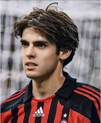 解析圣地亚哥教士队如何利用大额自由球员投资缩短球队的重建周期